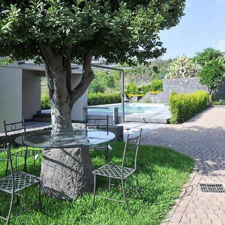 La Casa Dell'Alloro Zafferana Etnea Extérieur photo