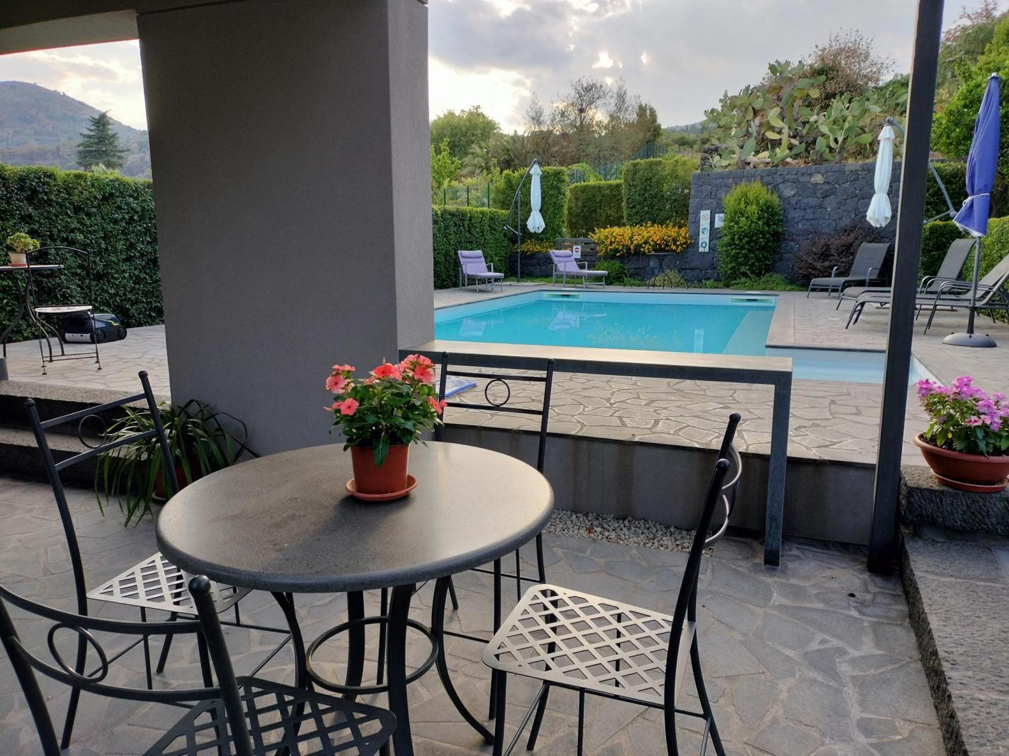 La Casa Dell'Alloro Zafferana Etnea Extérieur photo